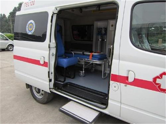 敦煌救护车出租服务案例7